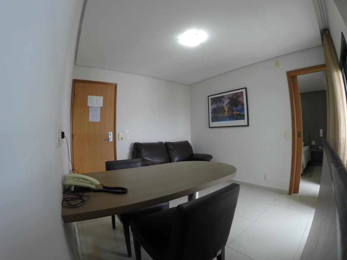 Flat Apart Hotel Crystal Place Goiânia Exteriör bild