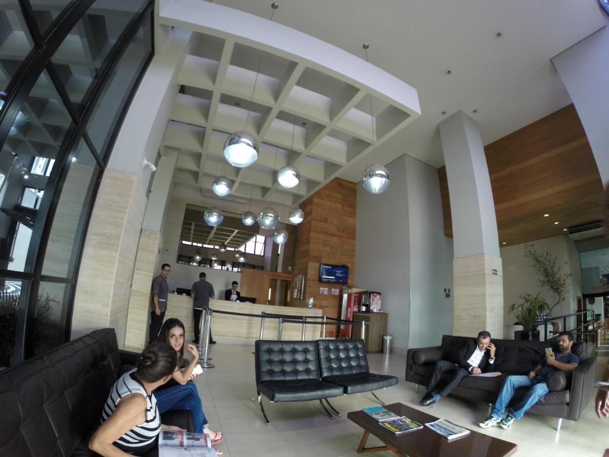 Flat Apart Hotel Crystal Place Goiânia Exteriör bild
